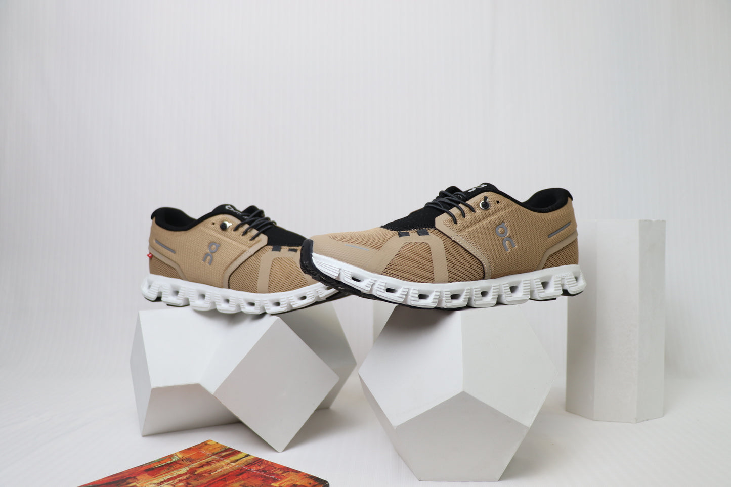 ON Cloud 5 Brown