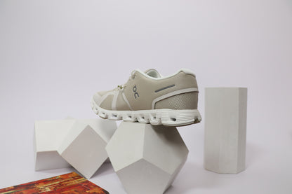 ON Cloud 5 Beige